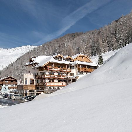 Burghotel Alpengluehn Обергургл Екстериор снимка