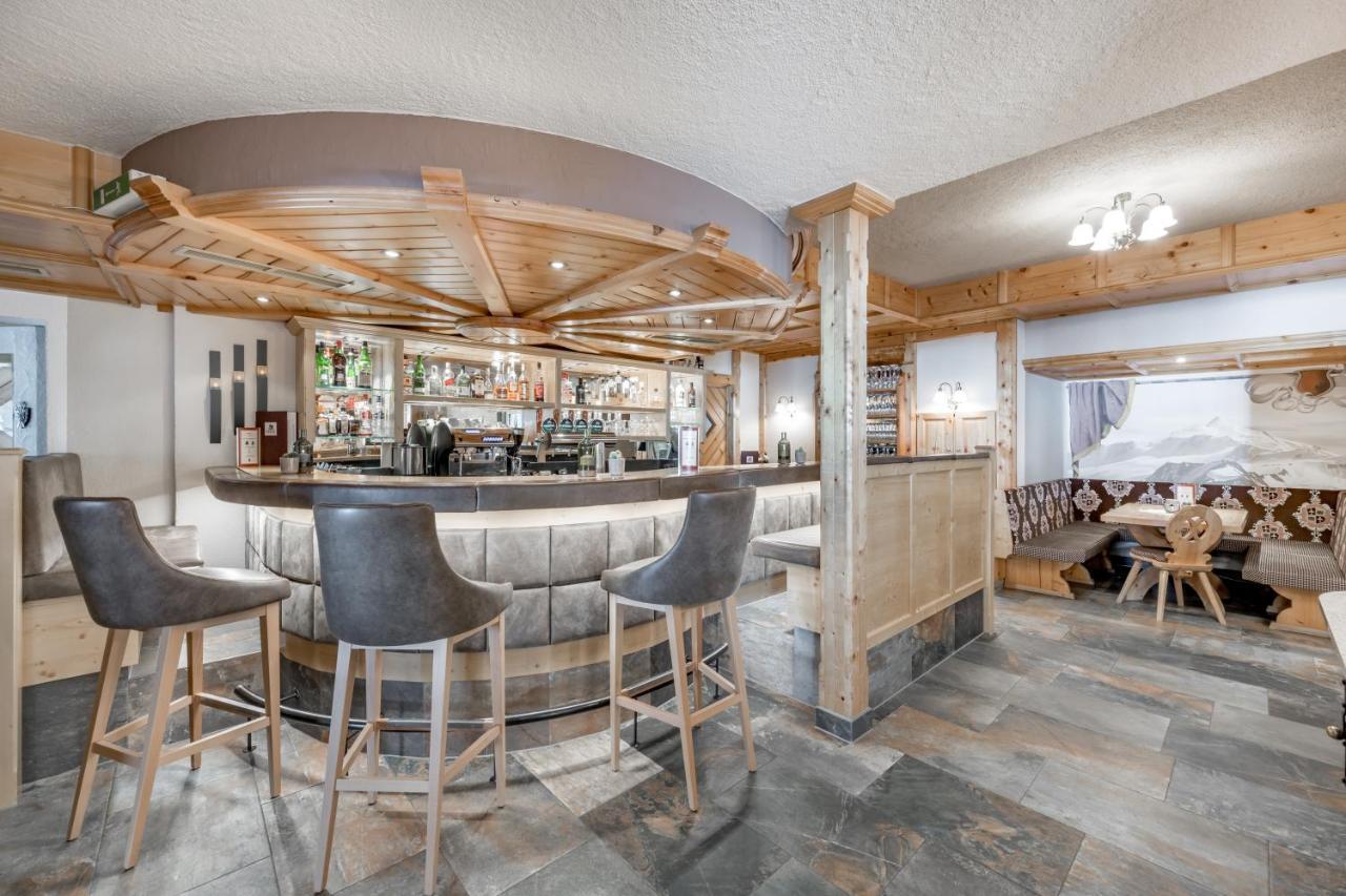 Burghotel Alpengluehn Обергургл Екстериор снимка