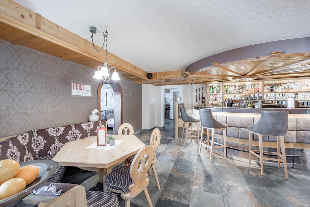 Burghotel Alpengluehn Обергургл Екстериор снимка