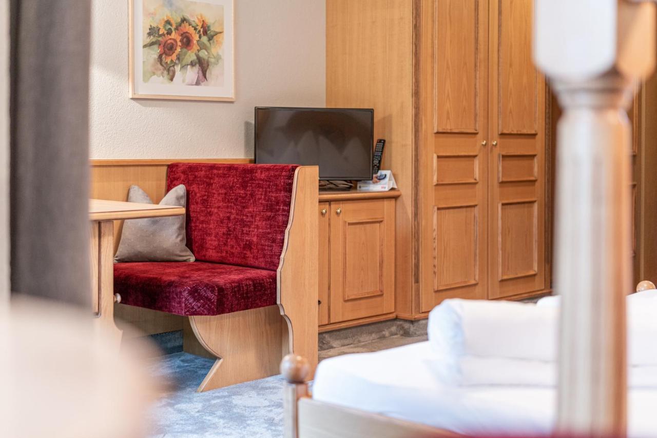 Burghotel Alpengluehn Обергургл Екстериор снимка