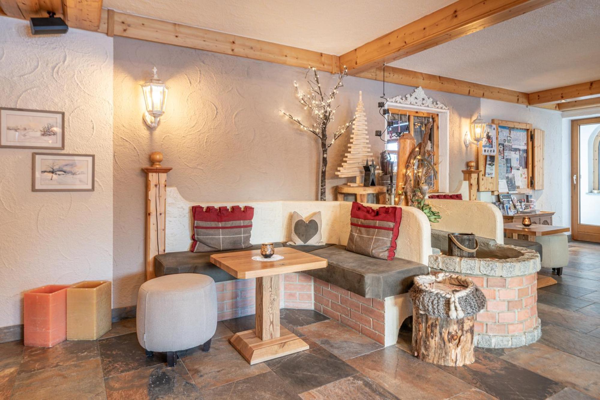 Burghotel Alpengluehn Обергургл Екстериор снимка