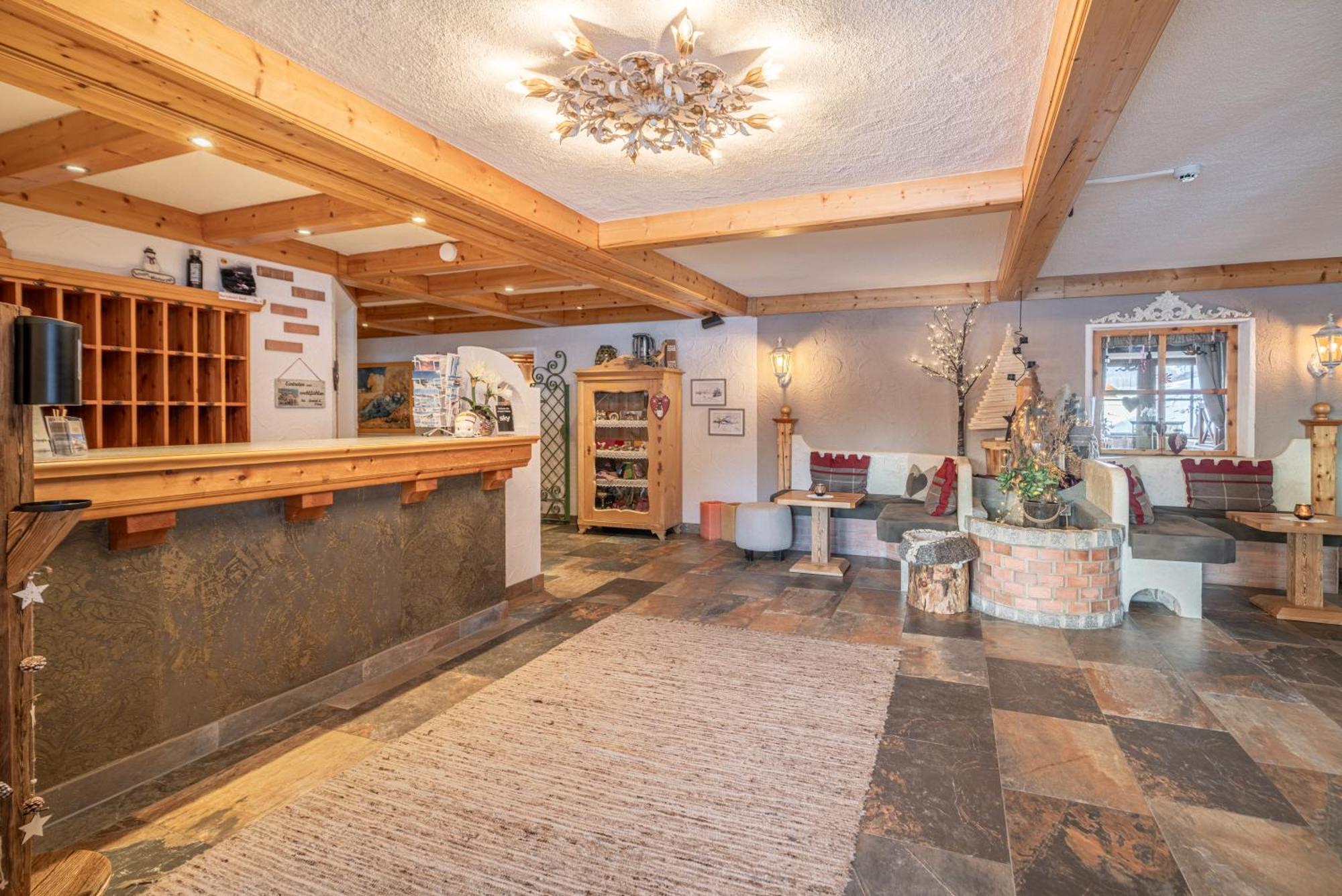 Burghotel Alpengluehn Обергургл Екстериор снимка