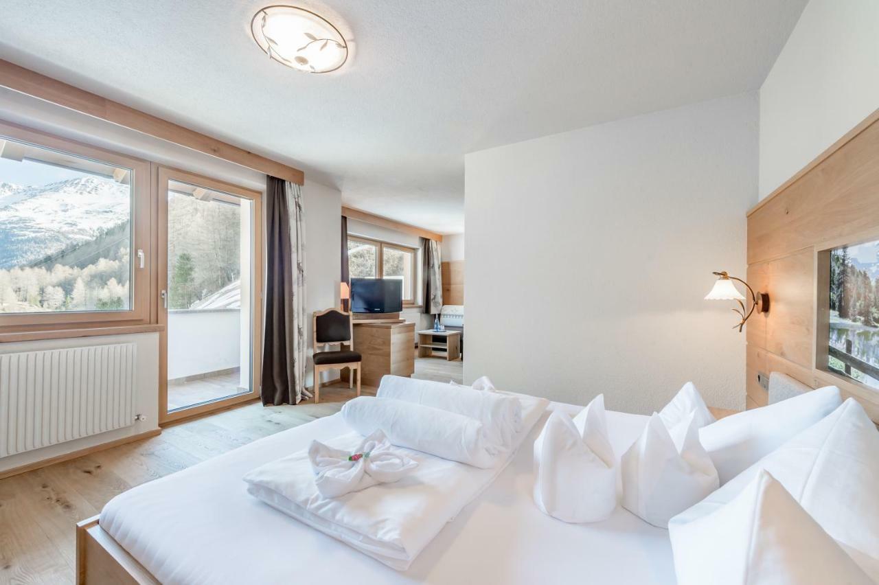 Burghotel Alpengluehn Обергургл Екстериор снимка